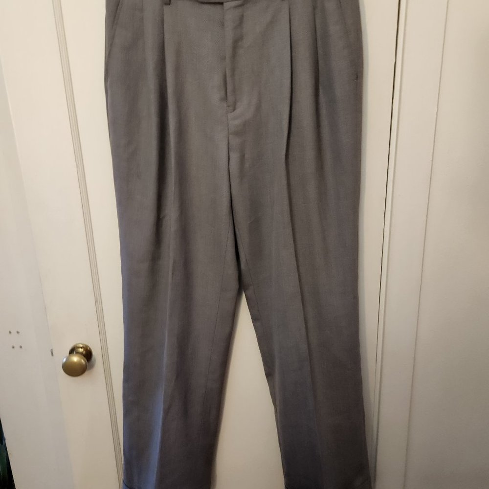 Men's gray pleated dress pants sz 34/30